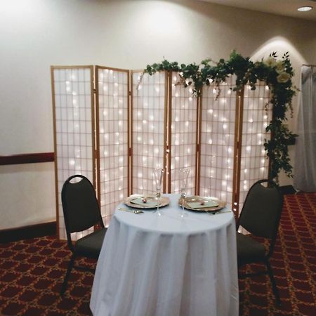 Quality Inn & Suites Bellville - Mansfield Zewnętrze zdjęcie