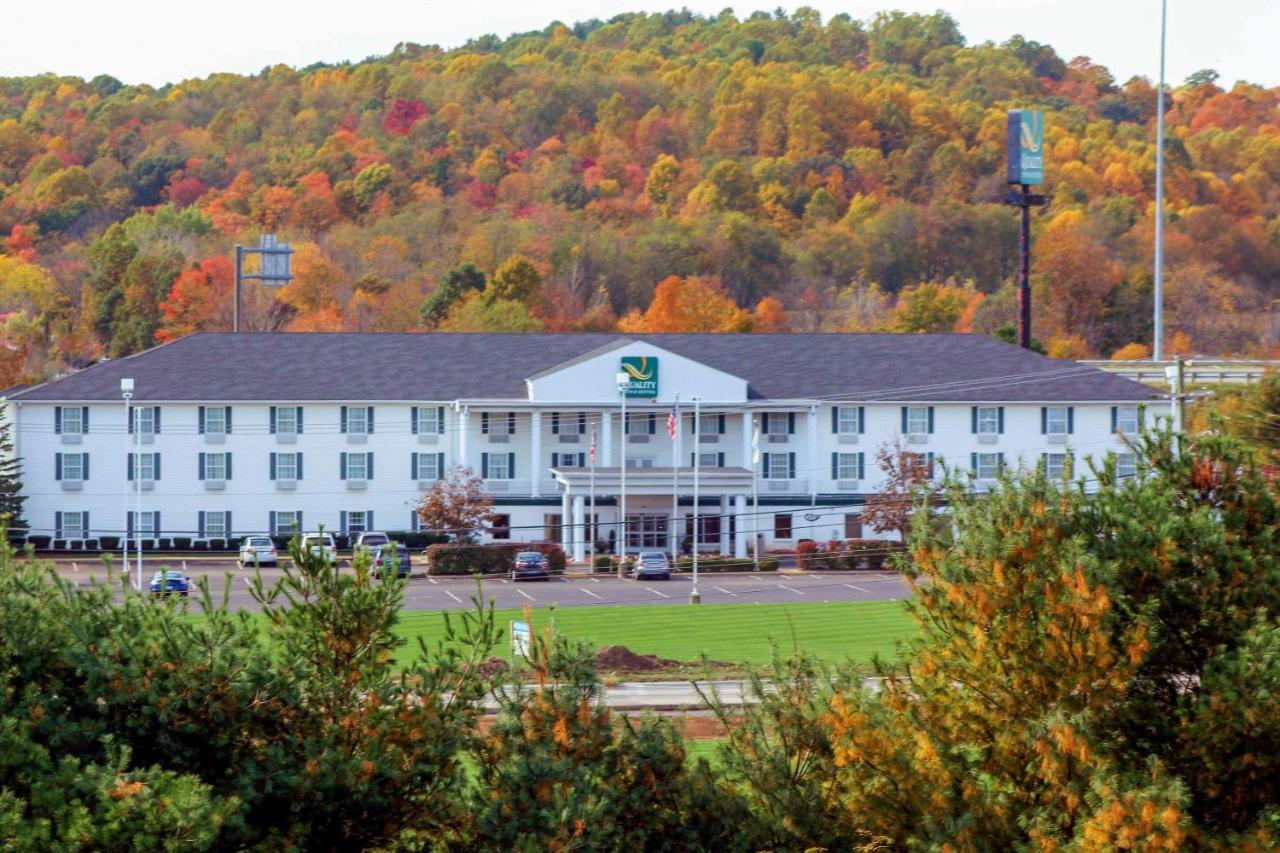 Quality Inn & Suites Bellville - Mansfield Zewnętrze zdjęcie