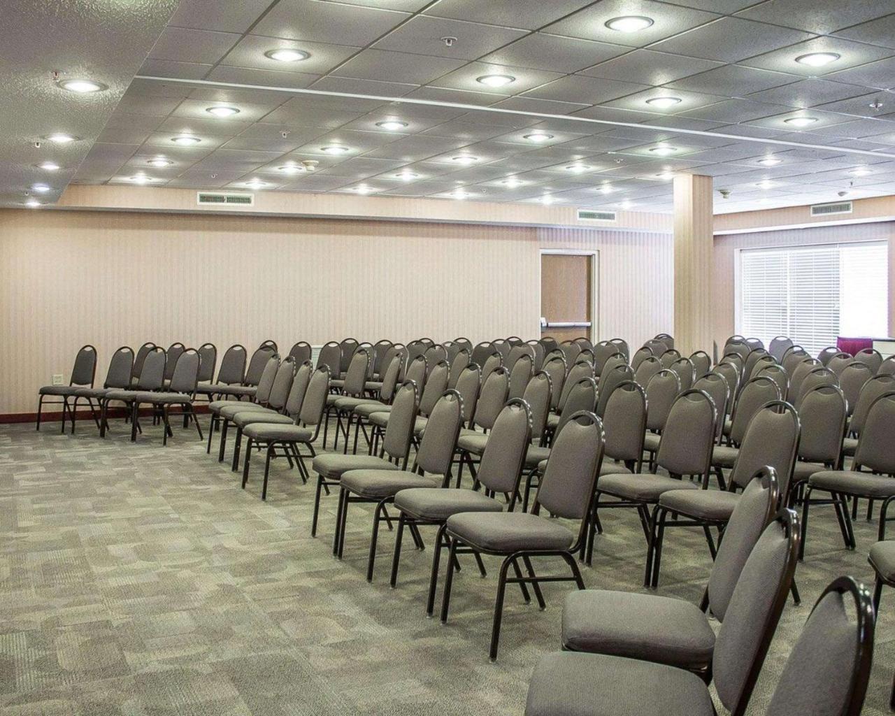 Quality Inn & Suites Bellville - Mansfield Zewnętrze zdjęcie
