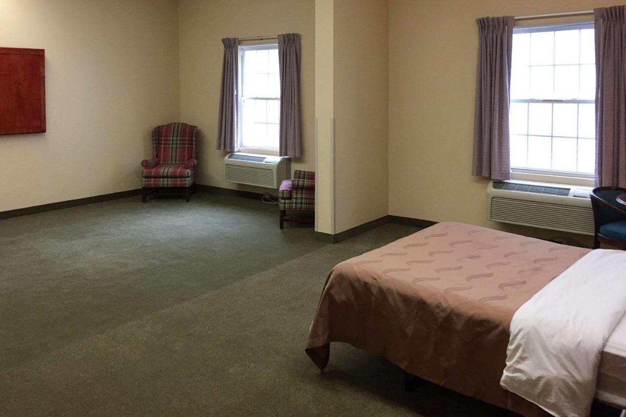 Quality Inn & Suites Bellville - Mansfield Zewnętrze zdjęcie