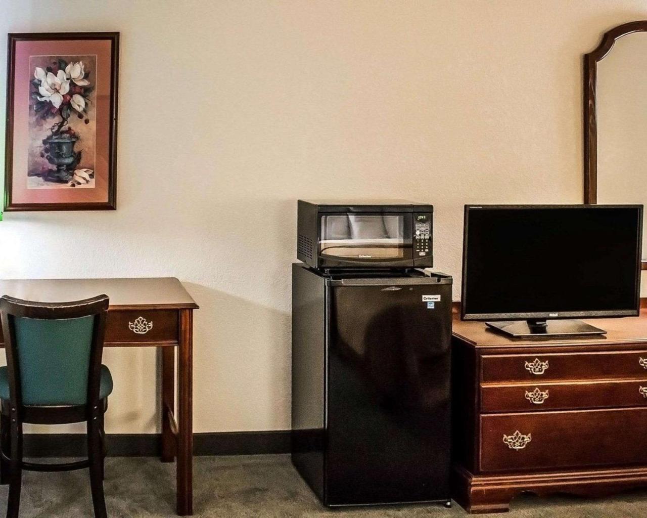 Quality Inn & Suites Bellville - Mansfield Zewnętrze zdjęcie